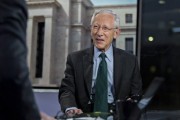 天天吉时宏观经济学教授兼实践者Stanley Fisher逝世 曾培养全球多位经济决策者
